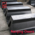 Deers  arch type fender system for Port and Ship